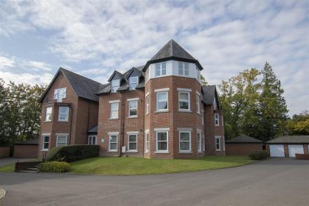 2 bedroom Apartment to let in Cranfield Avenue, Wimborne