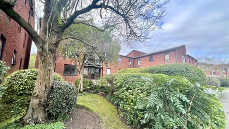 1 bedroom Apartment for sale in Allenview Road, Wimborne