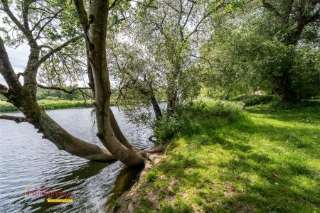 1 bedroom Apartment for sale in Brook Road, Wimborne