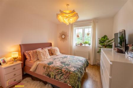 1 bedroom Apartment for sale in Brook Road, Wimborne