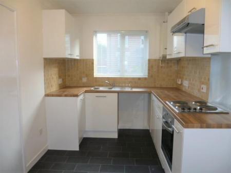 2 bedroom Terraced House to let in JULIANS ROAD, WIMBORNE