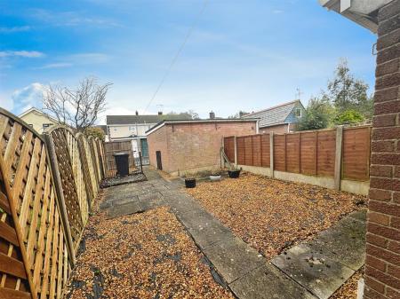 2 bedroom Semi-detached house to let in Old Barn Road, Bere Regis