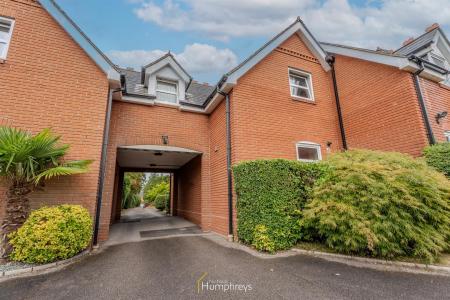 2 bedroom Terraced House for sale in St. Johns Hill, Wimborne