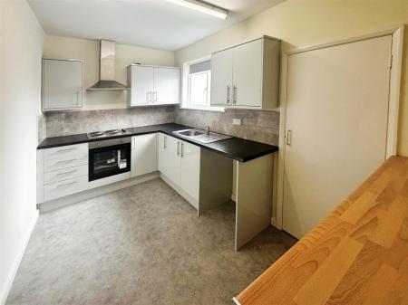 2 bedroom Apartment to let in High Street, Wimborne