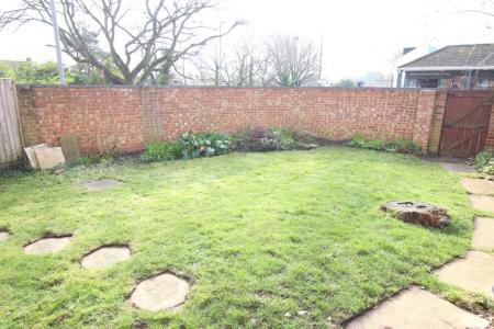 2 bedroom Semi-detached house to let in GEORGES MEWS, CORFE MULLEN,