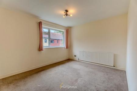2 bedroom End of terrace house to let in COCKERELL CLOSE, MERLEY