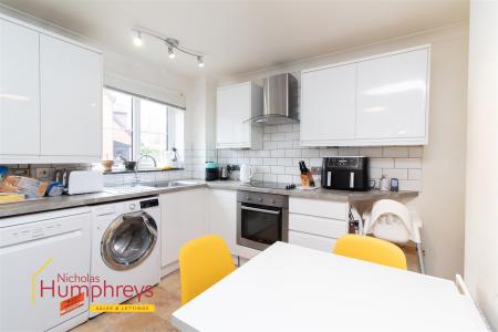 3 bedroom Terraced House for sale in Old Manor Close, Wimborne