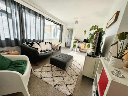 2 bedroom Detached bungalow to let in Minster View, Wimborne