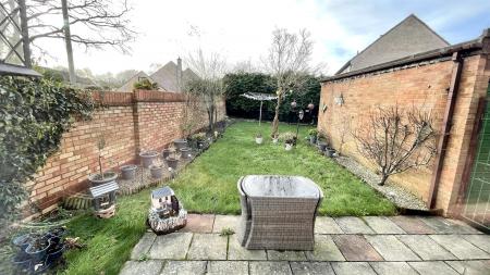 3 bedroom Detached house for sale in Camellia Close, Three Legged Cross