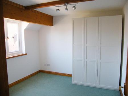 2 bedroom End of terrace house to let in Sturminster Marshall, Wimborne