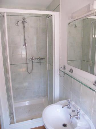 2 bedroom End of terrace house to let in Sturminster Marshall, Wimborne