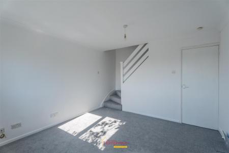 2 bedroom Terraced House to let in Greenhayes Rise, Wimborne