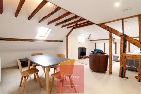 2 bedroom Apartment to let in West Borough, Wimborne