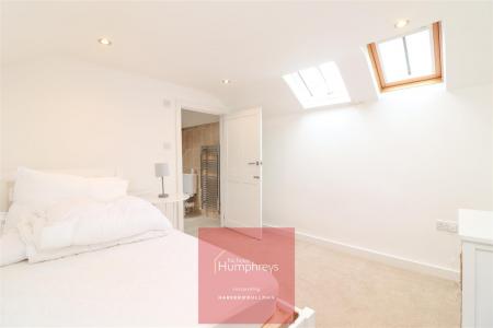 2 bedroom Apartment to let in West Borough, Wimborne