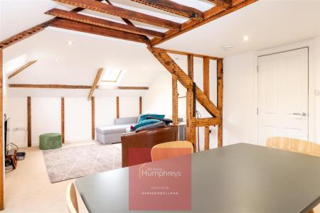 2 bedroom Apartment to let in West Borough, Wimborne