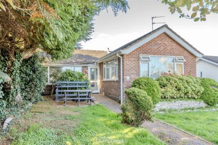2 bedroom Detached bungalow for sale in DE MONTFORT ROAD MERLEY WIMBORNE