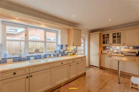 3 bedroom Property for sale in Audemer Court, Ringwood