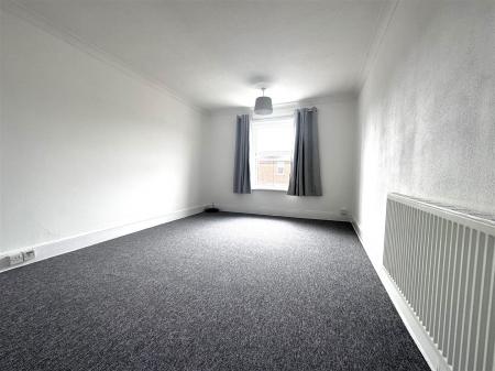 3 bedroom Apartment to let in Leigh Road, Wimborne