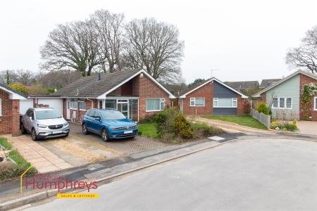 2 bedroom Detached bungalow for sale in St. Just Close, Ferndown