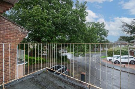 3 bedroom Detached house for sale in Saddle Close, Wimborne