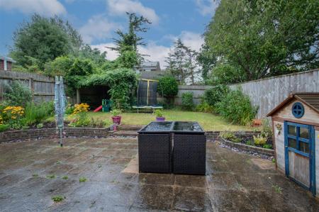 3 bedroom Detached house for sale in Saddle Close, Wimborne