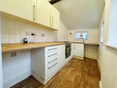 2 bedroom Terraced House to let in West Street, Wimborne