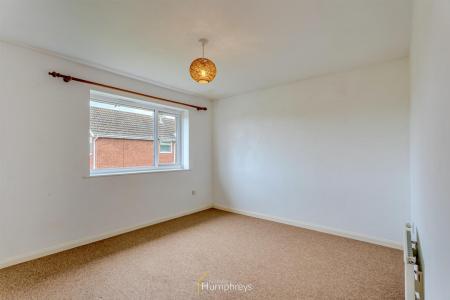 2 bedroom Terraced House to let in Colt Close, Wimborne