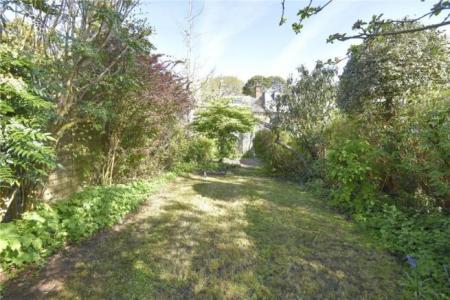 3 bedroom Semi-detached house for sale in Greenhill Close, Wimborne