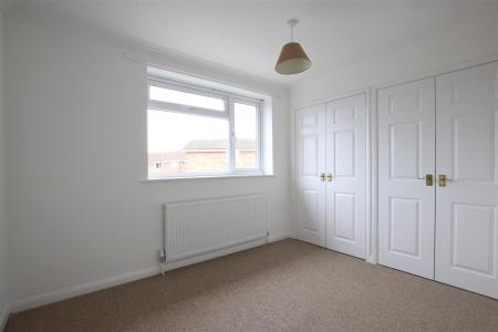 2 bedroom Terraced House to let in Sycamore Close, Creekmoor