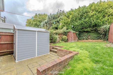 2 bedroom Semi-detached house to let in Bridle Way, Colehill