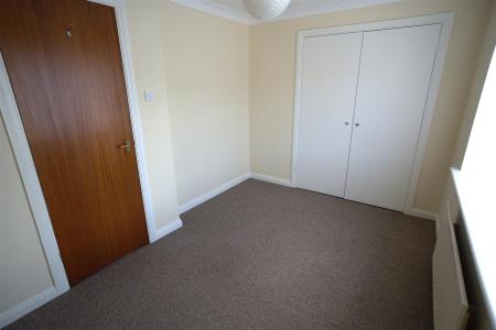 2 bedroom Terraced House to let in Sheppards Field, Wimborne