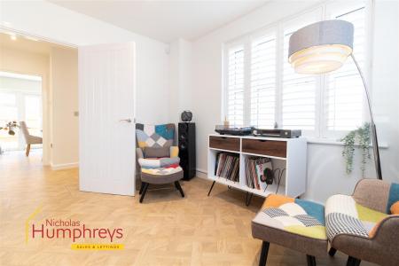 4 bedroom Detached house for sale in Thresher Way, Wimborne