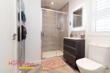 4 bedroom Detached house for sale in Thresher Way, Wimborne