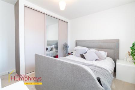 4 bedroom Detached house for sale in Thresher Way, Wimborne