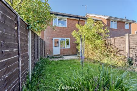 2 bedroom Terraced House to let in Canford View Drive, Colehill