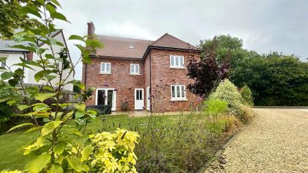 5 bedroom Detached house for sale in Ainsley Road, Wimborne