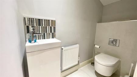 5 bedroom Detached house for sale in Ainsley Road, Wimborne