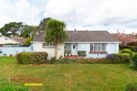3 bedroom Detached bungalow for sale in Bushmead Drive, Ashley Heath