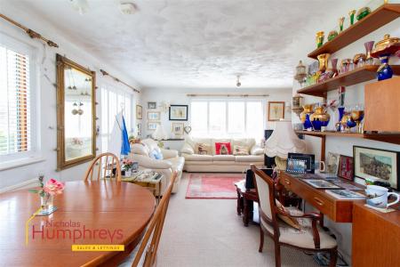 3 bedroom Detached bungalow for sale in Bushmead Drive, Ashley Heath