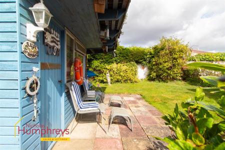 3 bedroom Detached bungalow for sale in Bushmead Drive, Ashley Heath