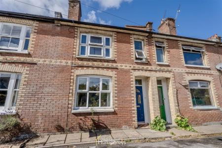 2 bedroom Terraced House to let in St Catherines, Wimborne