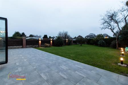 5 bedroom Detached bungalow for sale in Martindale Avenue, Wimborne