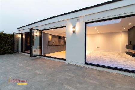 5 bedroom Detached bungalow for sale in Martindale Avenue, Wimborne