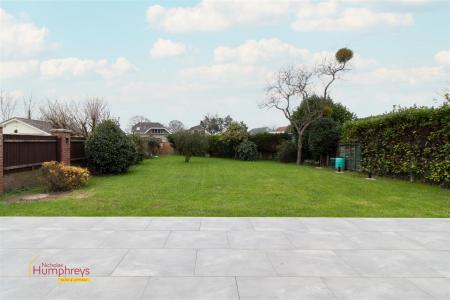 5 bedroom Detached bungalow for sale in Martindale Avenue, Wimborne