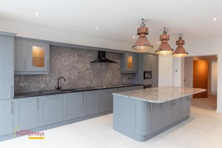 5 bedroom Detached bungalow for sale in Martindale Avenue, Wimborne