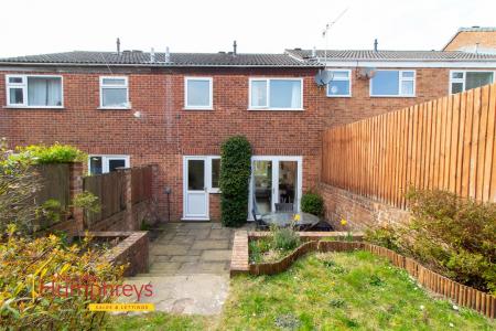 3 bedroom Terraced House to let in Coventry Close, Wimborne