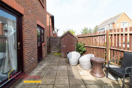 3 bedroom Detached house to let in VALLIS CLOSE, BAITER PARK, POOLE