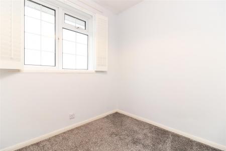 3 bedroom Semi-detached house to let in Warren Walk, Ferndown