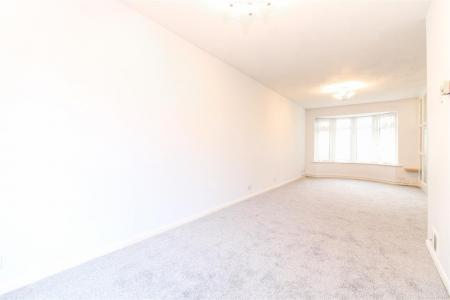 3 bedroom Semi-detached house to let in Warren Walk, Ferndown