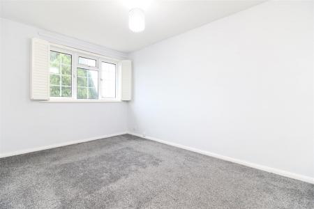 3 bedroom Semi-detached house to let in Warren Walk, Ferndown